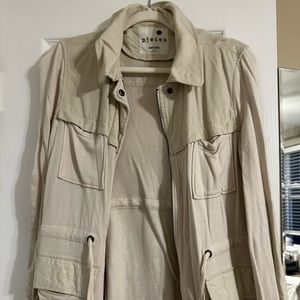 Kenzie jacket size small